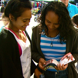 aukland-teens-reading-truth-about-drugs