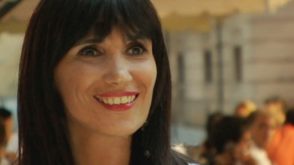 Meet a Scientologist: Daniela, Translations Company Manager