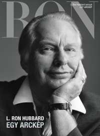 L. Ron Hubbard: Egy arckép, Keményfedeles